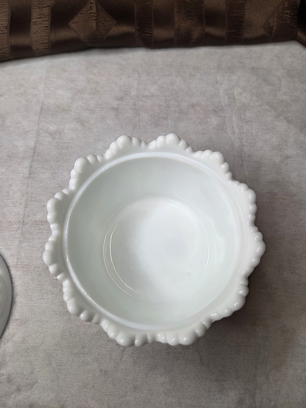 Fenton White Milk Glass Hobnail Covered Candy Dish - Picture 4 of 7